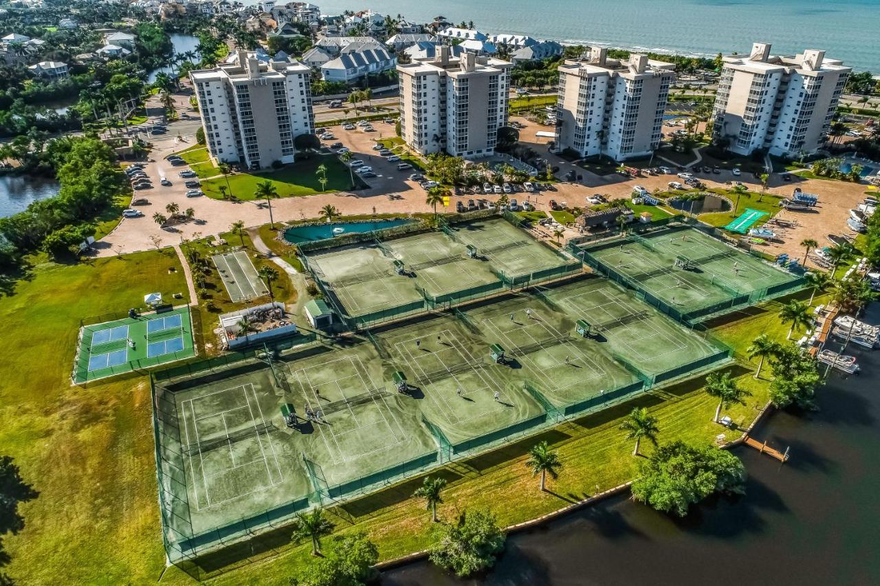 Bonita Beach And Tennis Club Hotel Bonita Springs Exterior photo